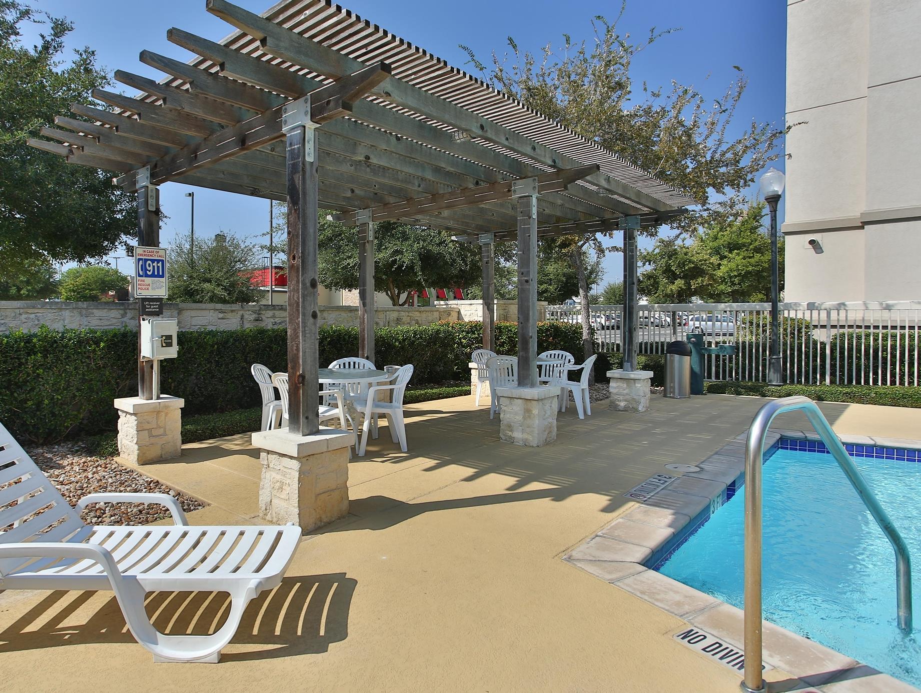 Hampton Inn And Suites Schertz Bagian luar foto