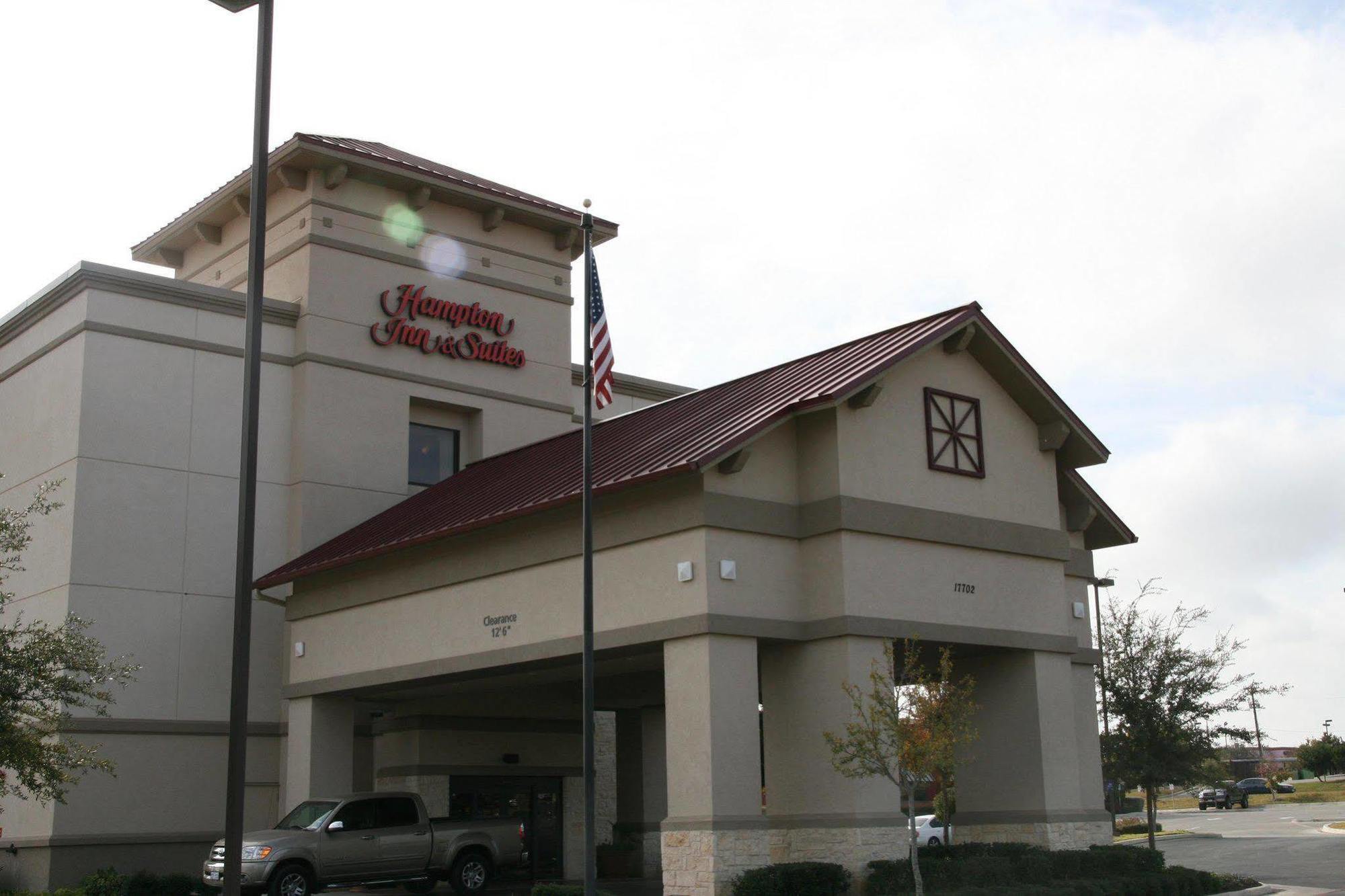 Hampton Inn And Suites Schertz Bagian luar foto