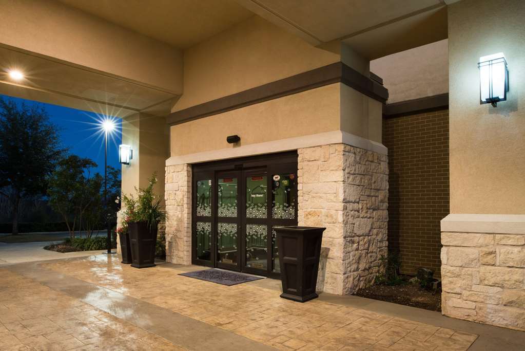 Hampton Inn And Suites Schertz Bagian luar foto