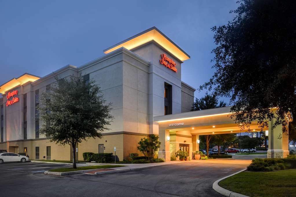 Hampton Inn And Suites Schertz Bagian luar foto
